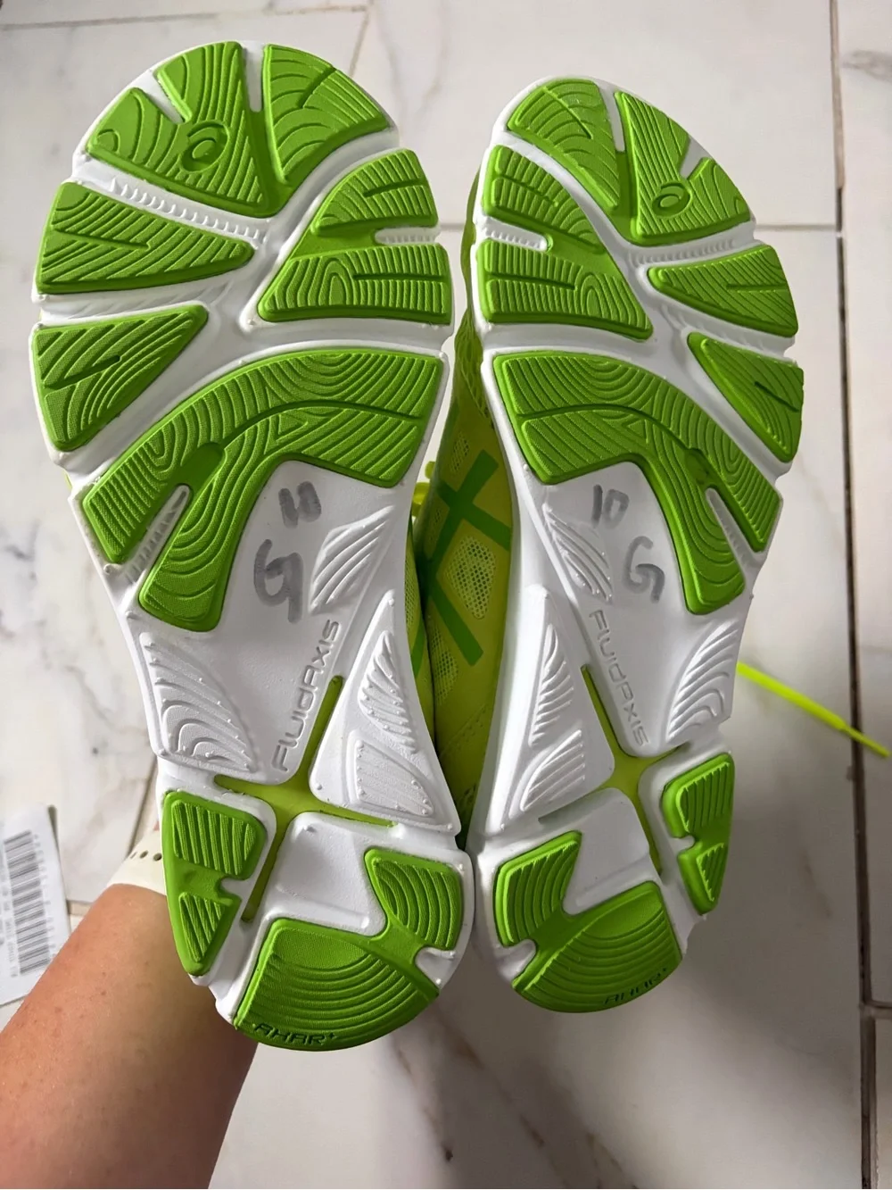 ASICS Women's Neon Green Running Shoes size 7